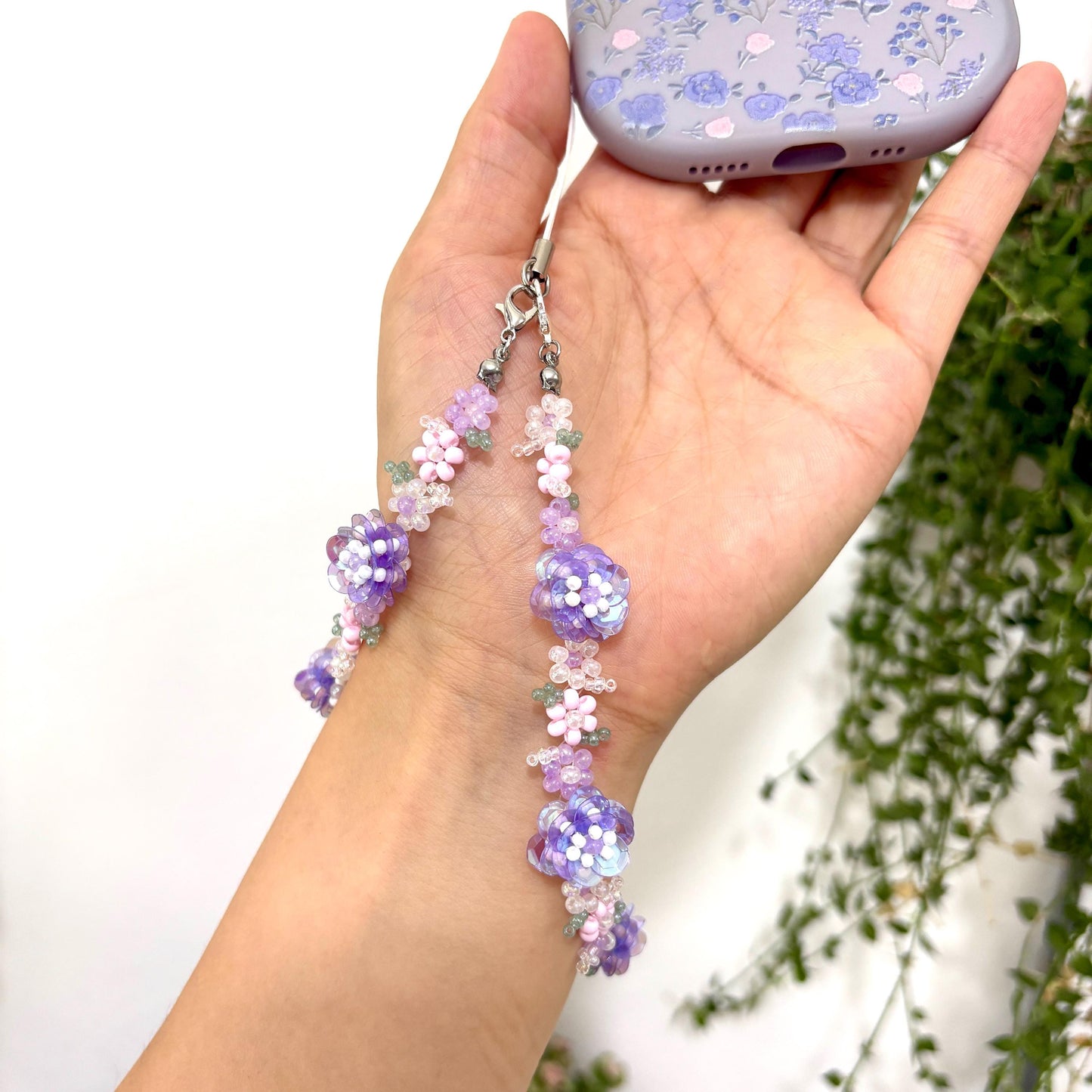 Handmade Purple Rose Beaded Phone Strap Bracelet: Floral Cell Phone Chain