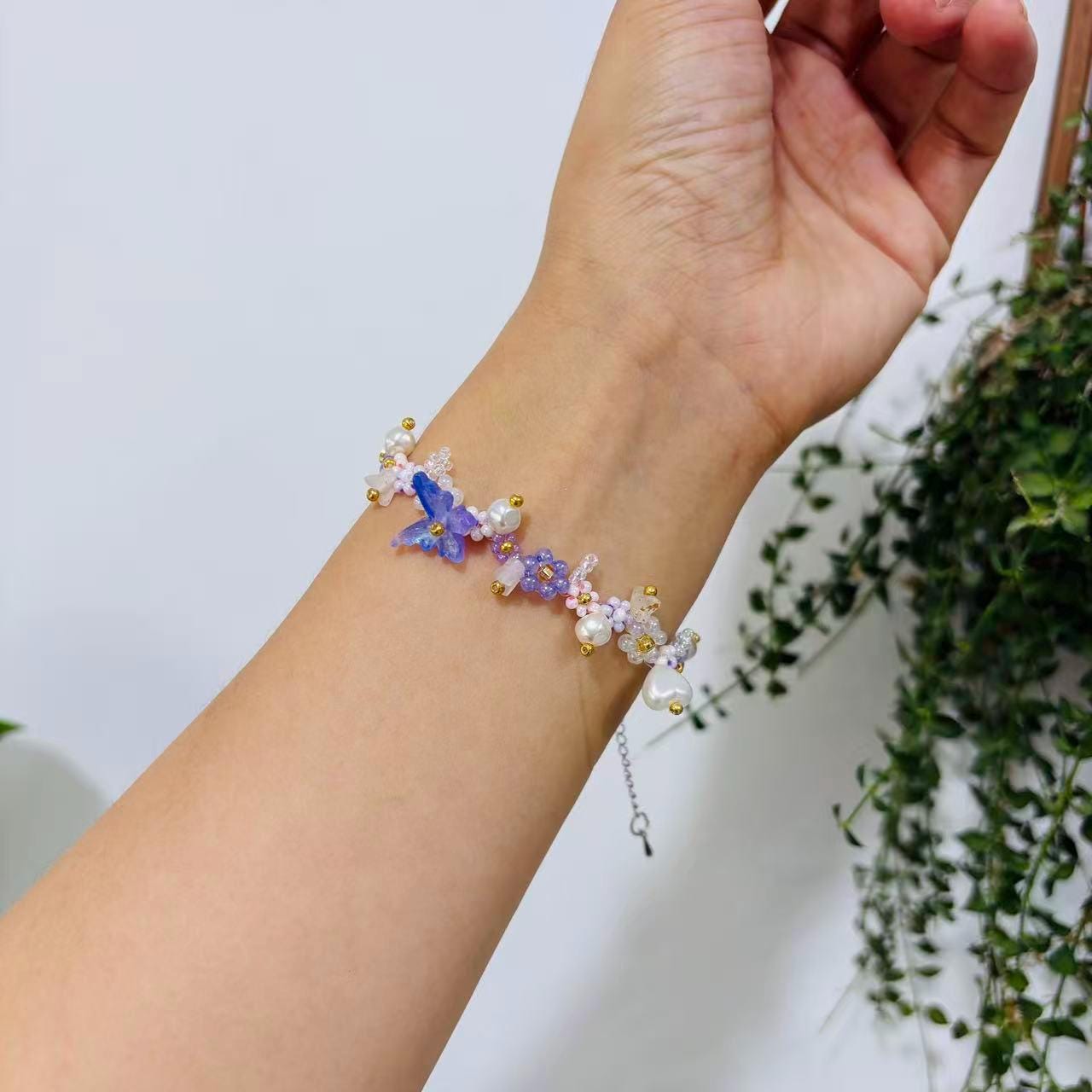 Handmade Pearl Beaded Phone Strap: Purple Butterfly Charm
