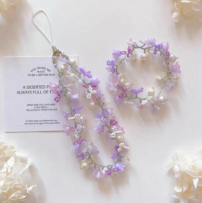 Lavender Seed Bead Phone Strap Bracelet: Handmade Floral Jewelry
