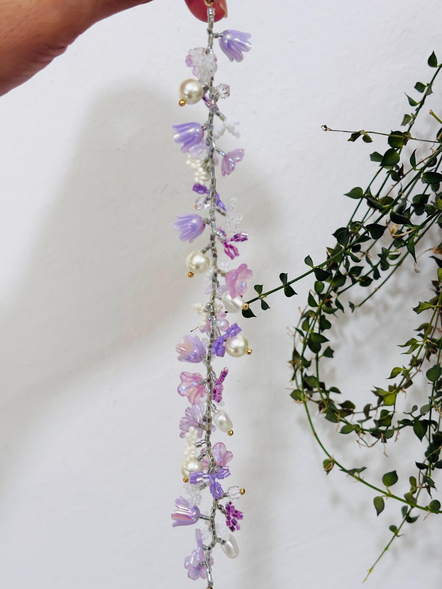 Lavender Seed Bead Phone Strap Bracelet: Handmade Floral Jewelry