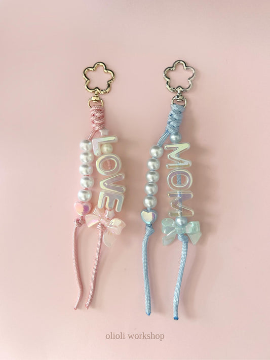 Personalized Iridescent Name Keychain – Custom Beaded Charm Mother’s Day Gift